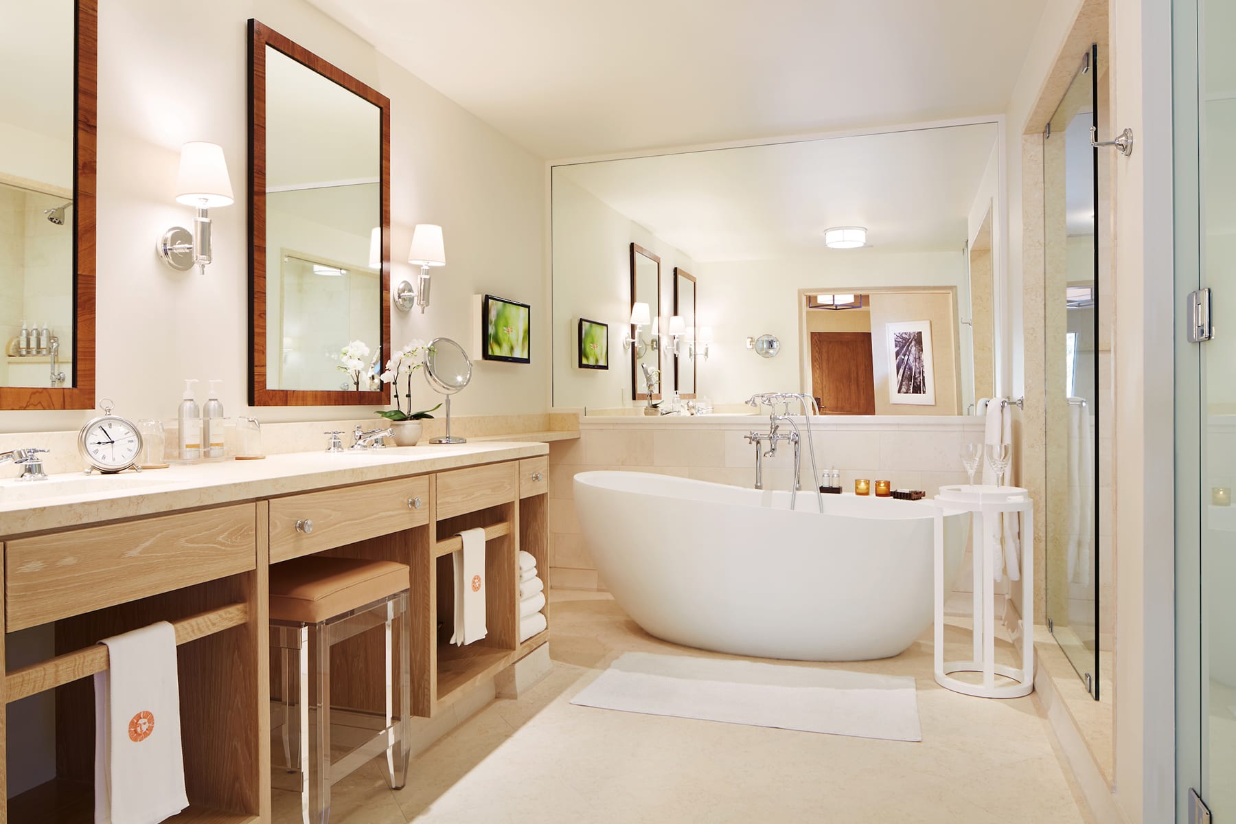 Deluxe Private Garden View Suite - Auberge Du Soleil Resort in Napa